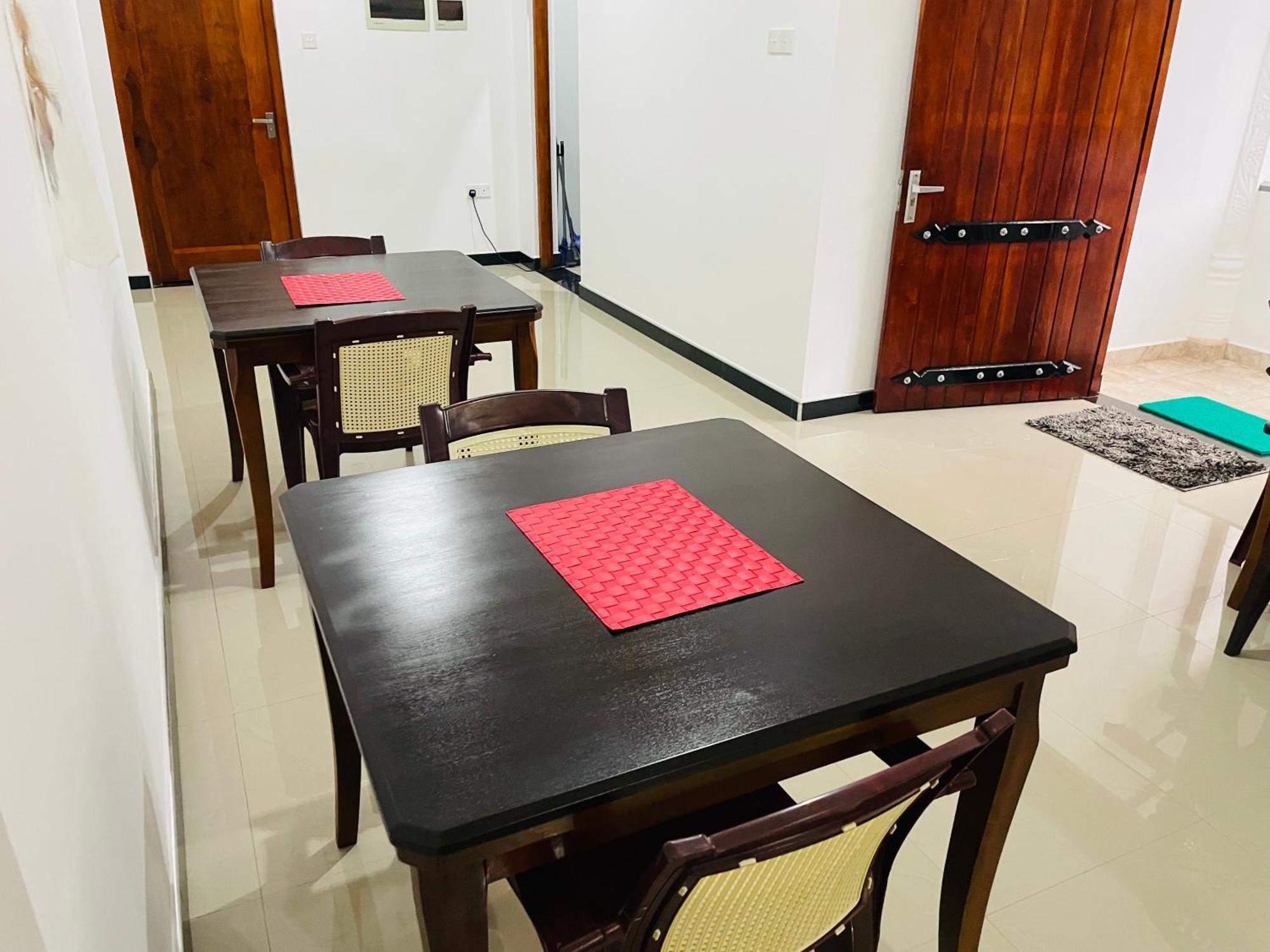 Kanthi Holiday Rest Homestay ミリッサ エクステリア 写真