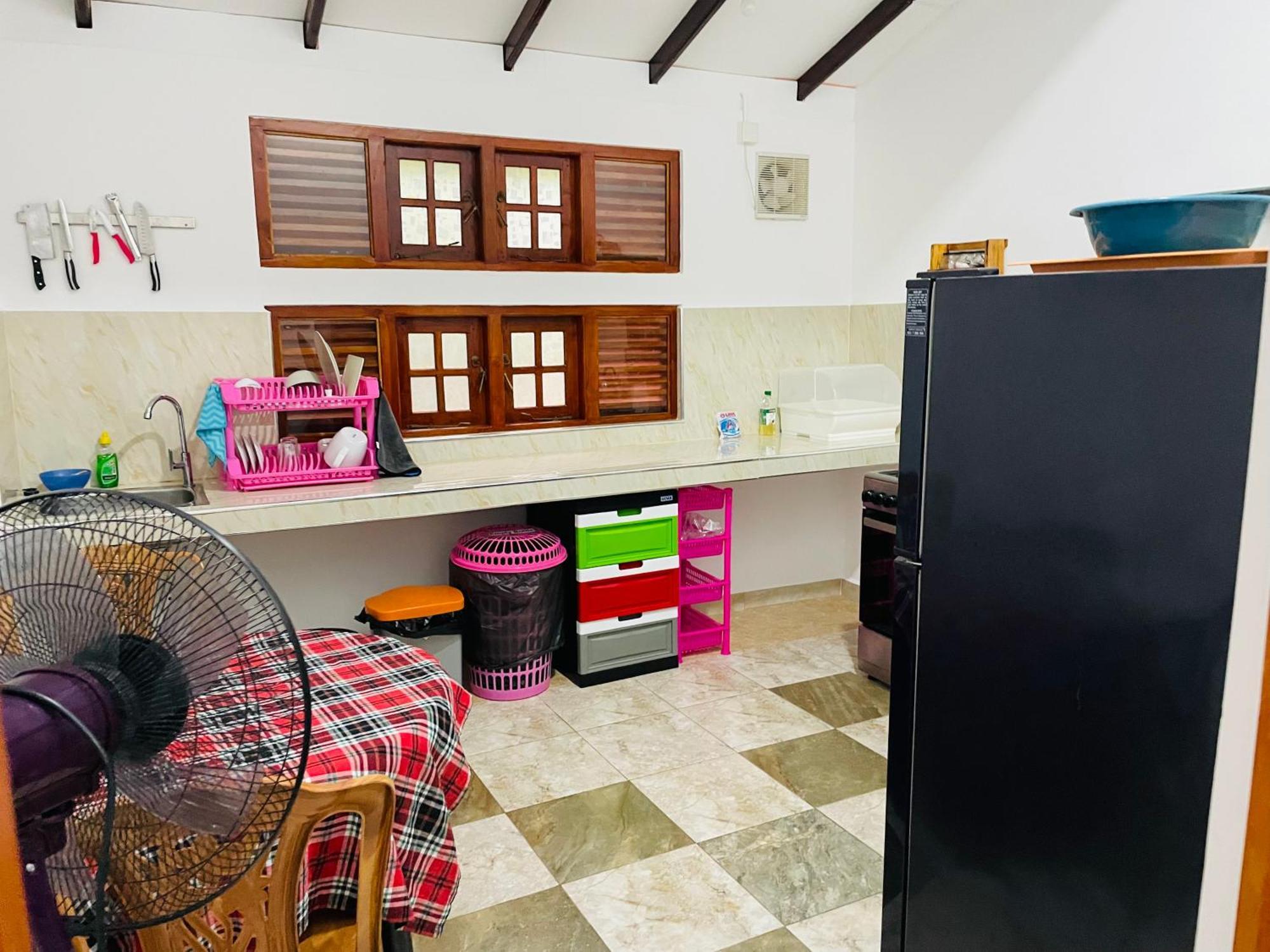 Kanthi Holiday Rest Homestay ミリッサ エクステリア 写真